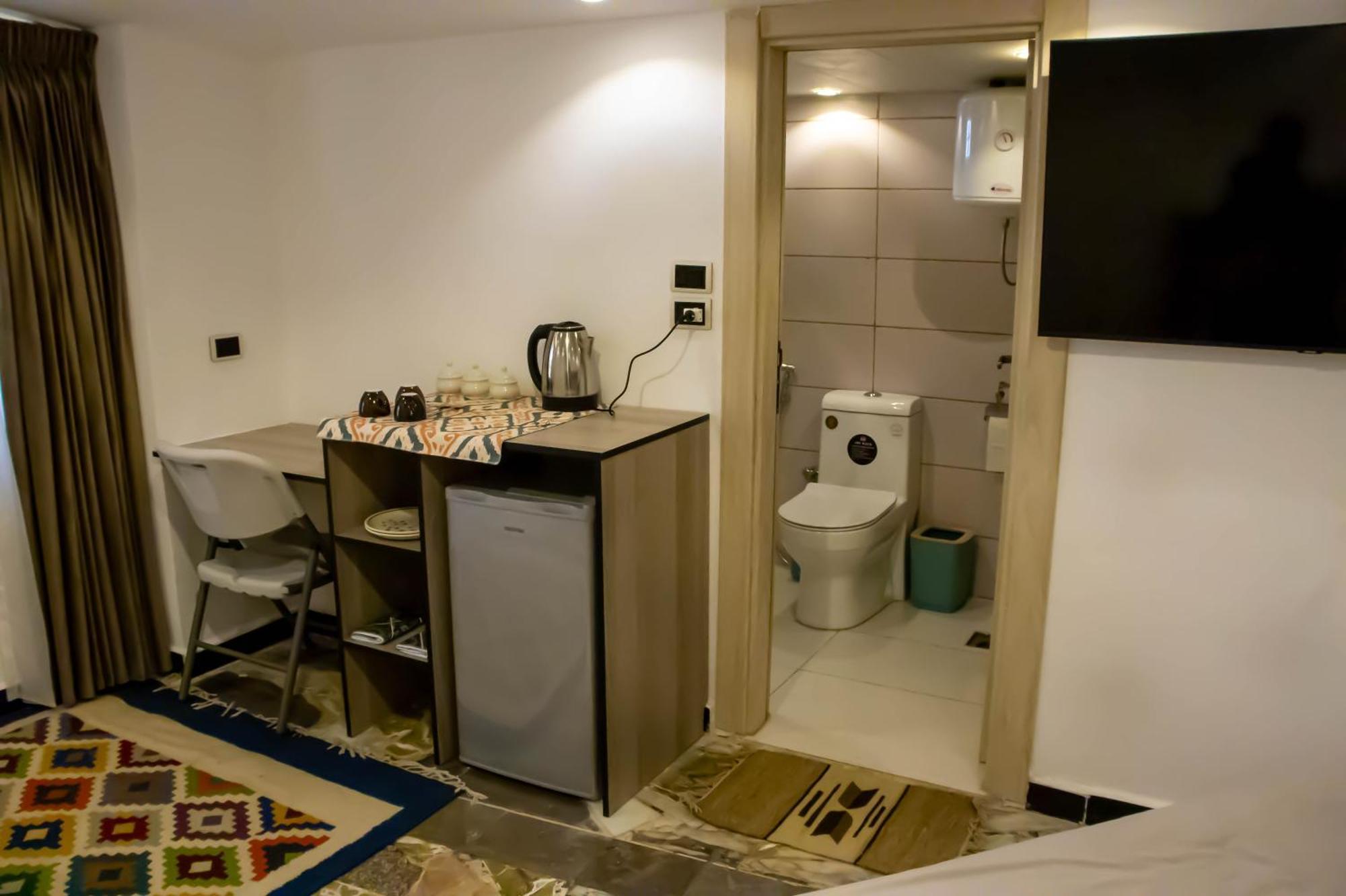 Celestia Boutique Inn - Boutique Stay Overlooking Jerash Ruins Jarash Eksteriør billede