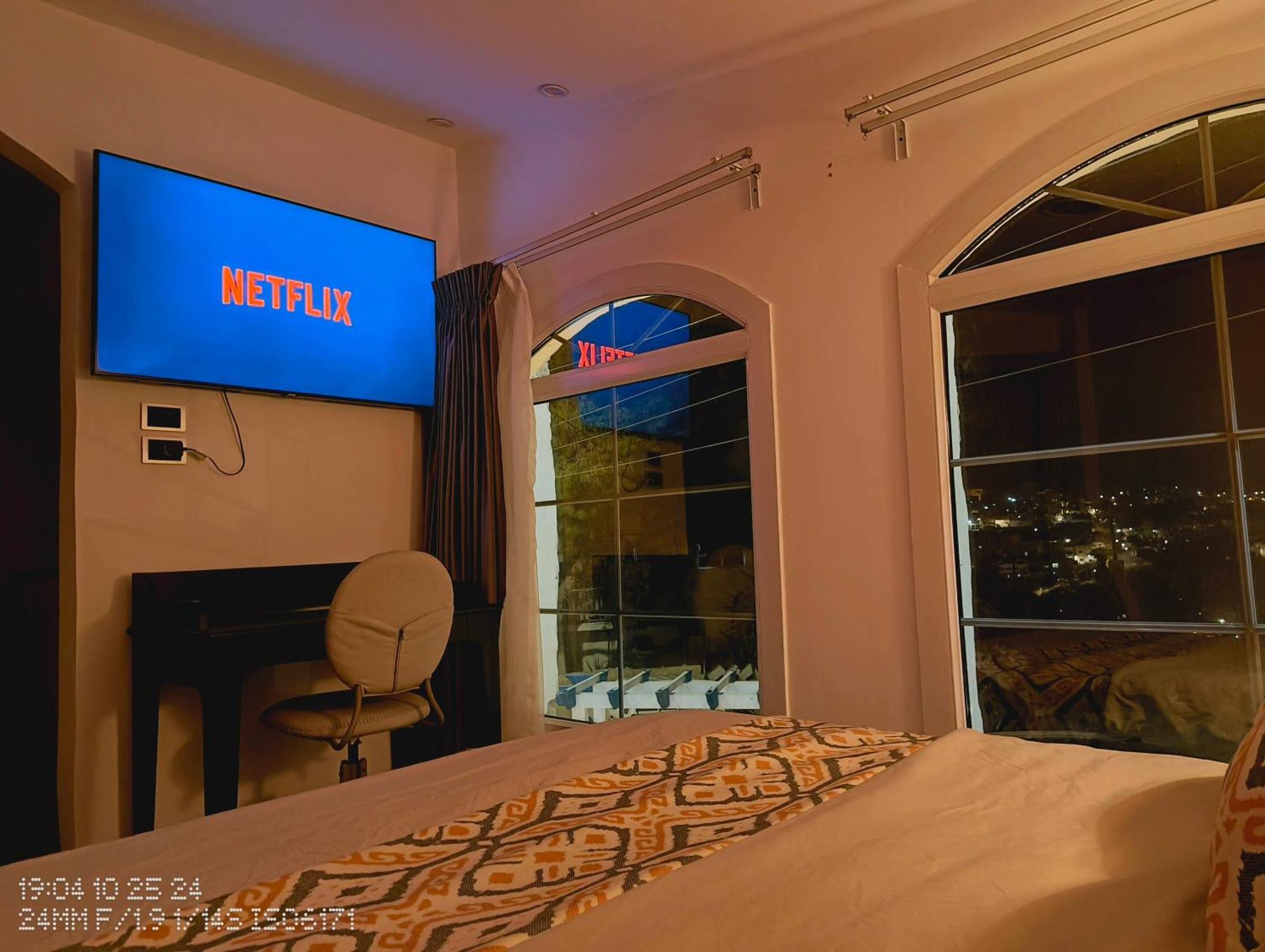 Celestia Boutique Inn - Boutique Stay Overlooking Jerash Ruins Jarash Eksteriør billede